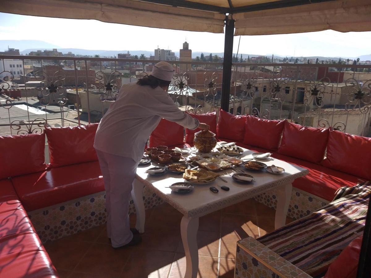 Hotel Lahlou Riad Cafeteria Oujda Kültér fotó